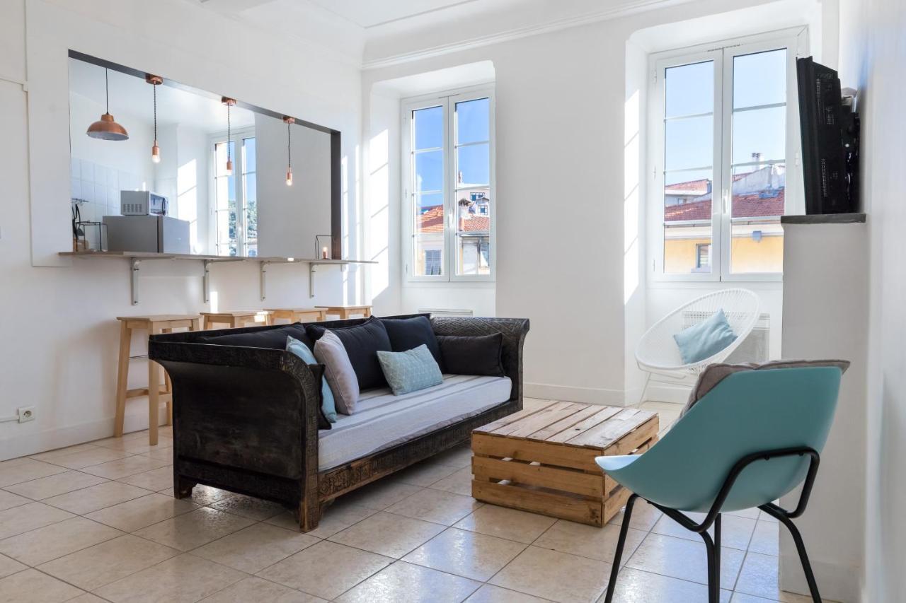 Bright Apartment Old Town 니스 외부 사진